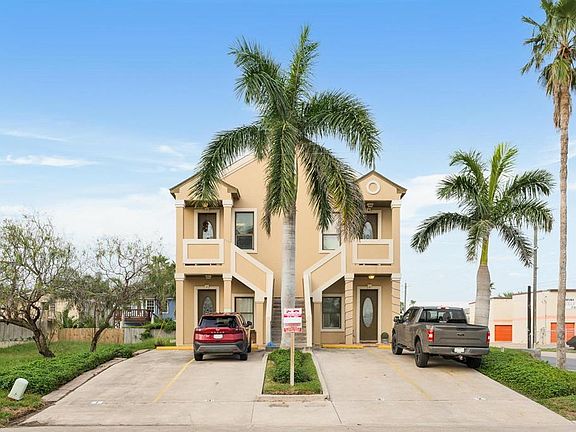 2nd image of 200 Esperanza St #3