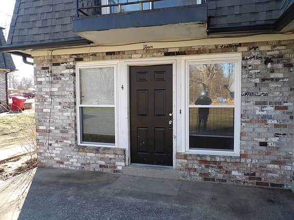 5th image of 150 Briarwood Ln #4
