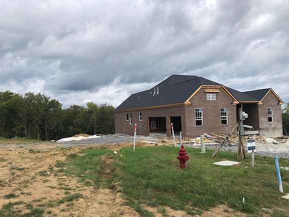 3rd image of 712 Lawler Ln
