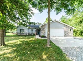 1943 Maples Rd, Fort Wayne, IN 46816