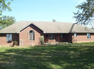 4036 S 92nd Rd, Bolivar, MO 65613