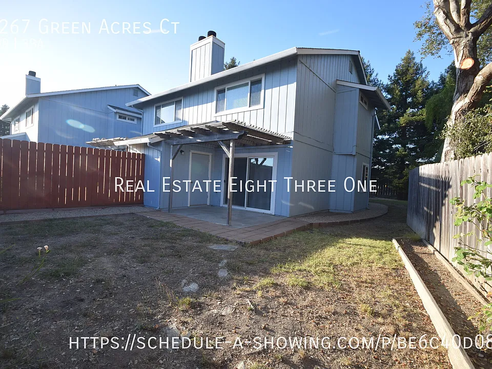 1267 Green Acres Ct