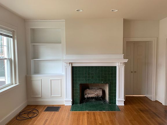 5th image of 3580 Burch Ave #3580