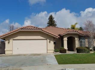 7508 Huntington Ct, Bakersfield, CA 93308