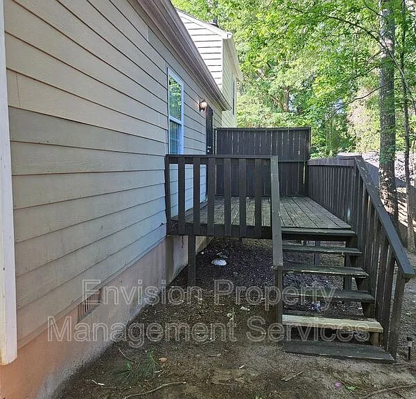 6388 Charter Way — Photo 3