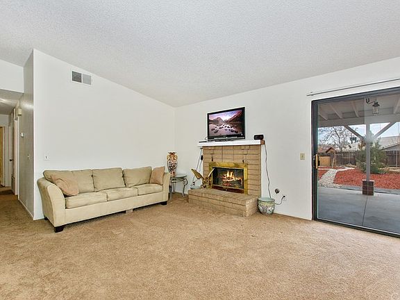 4th image of 15216 Mesquite Pl