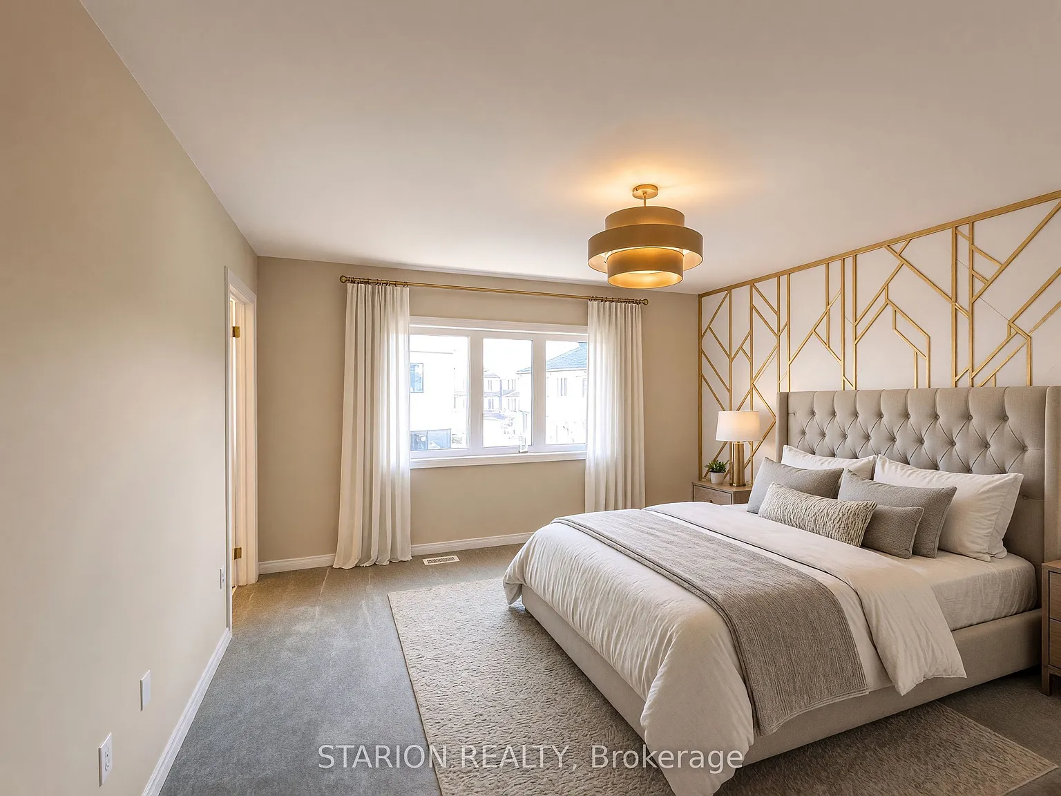 4 bed, $3,200 — Photo 2