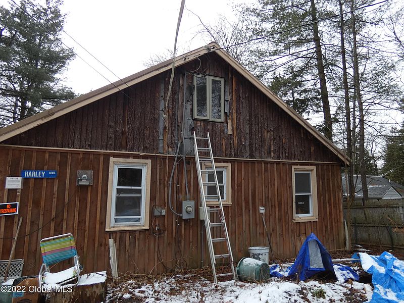 5th image of 96 Holser Road