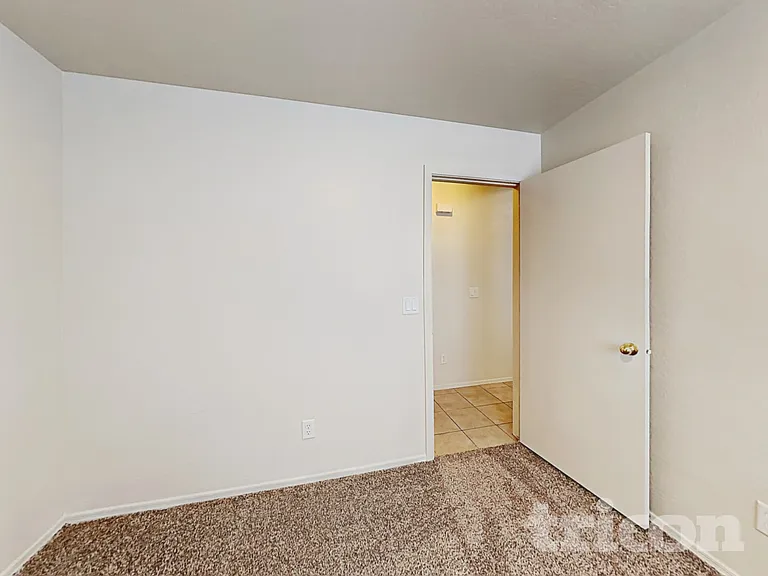 23141 W Ashleigh Marie Dr — Photo 13