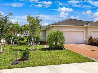 2052 Vermont Ln, Naples, FL 34120