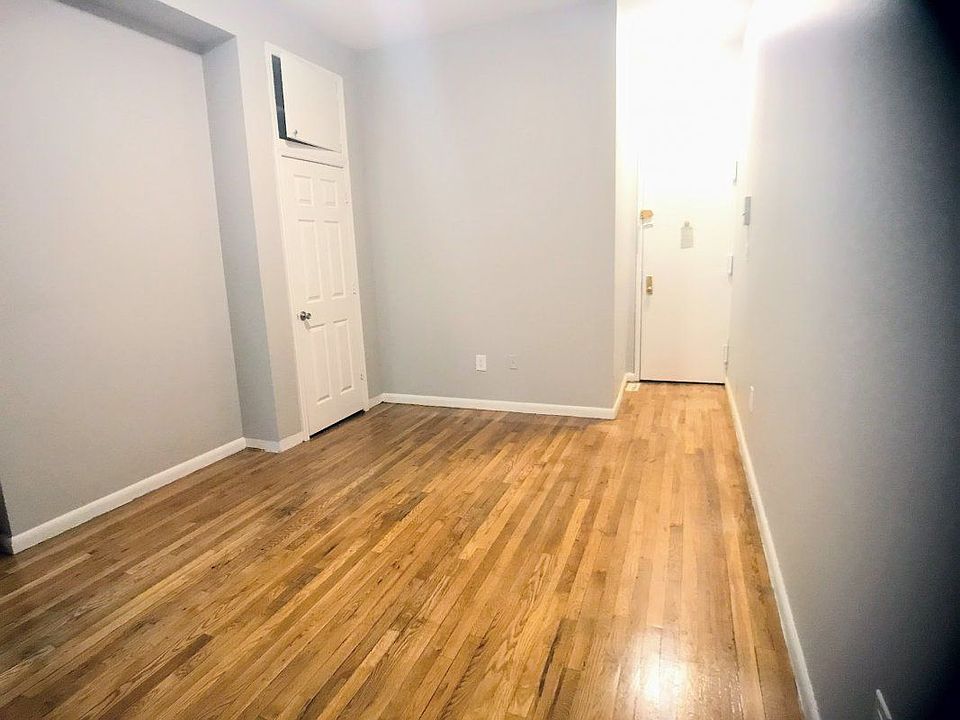 1st image of 2304 7th Ave APT 1B