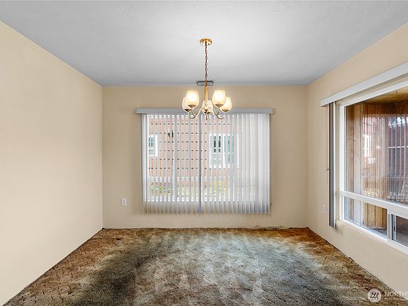 5th image of 2315 Pacific Avenue