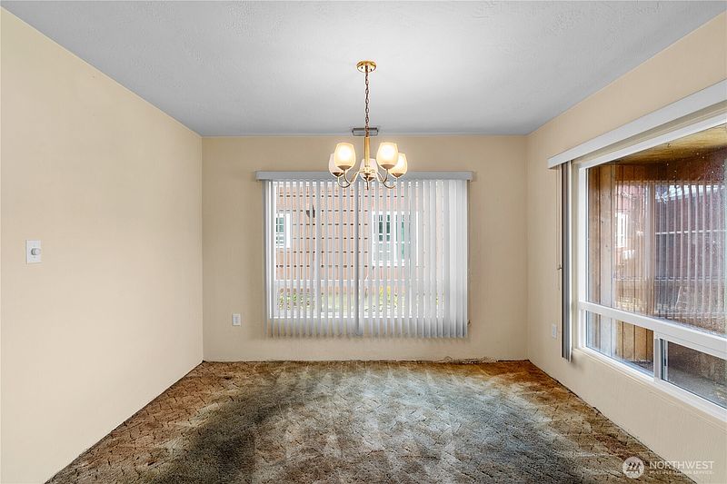 5th image of 2315 Pacific Avenue