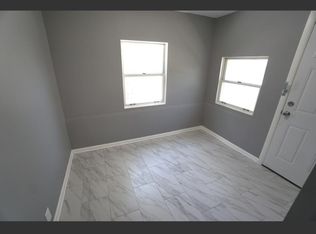 5710 W Erie St APT 1, Chicago, IL 60644