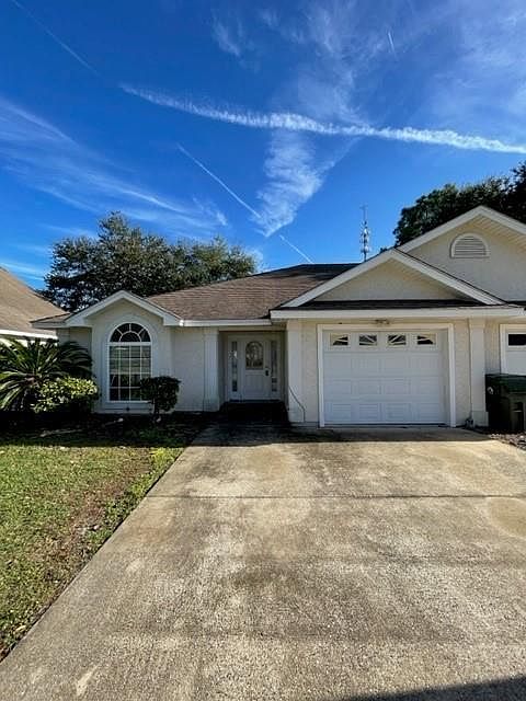 1st image of 211 Millcrest Dr #211