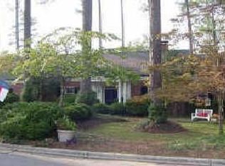 1603 Canterbury Rd, Raleigh, NC 27608