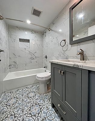 5th image of 121 Norfolk St #3