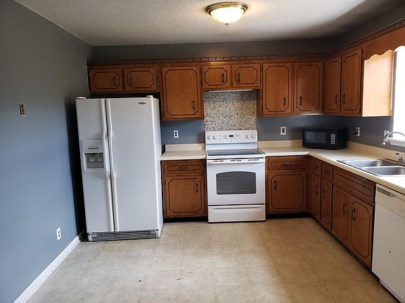 4th image of 1304 Jared Ct
