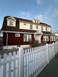 8866 75 street, Woodhaven, NY, 11421