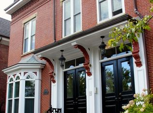 229 Cumberland Ave APT 1, Portland, ME 04101
