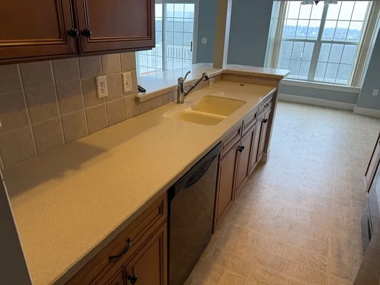 785 Oak Leaf Ln — Photo 25
