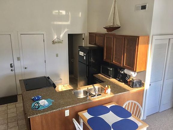 3rd image of 140 Sailors Cove Dr #1221