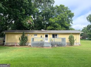 124 Church St, Moreland, GA 30259