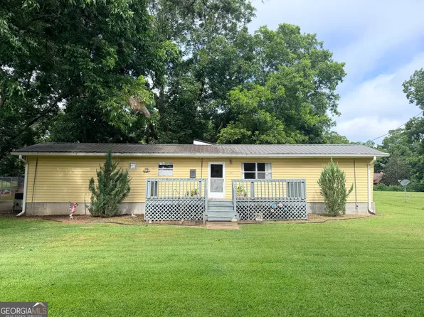 124 Church St, Moreland, GA 30259
