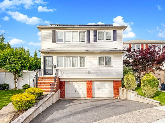 2nd image of 361 Patricia Ct #1