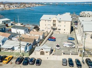 24 Pennyfield Ave APT 3C, Bronx, NY 10465