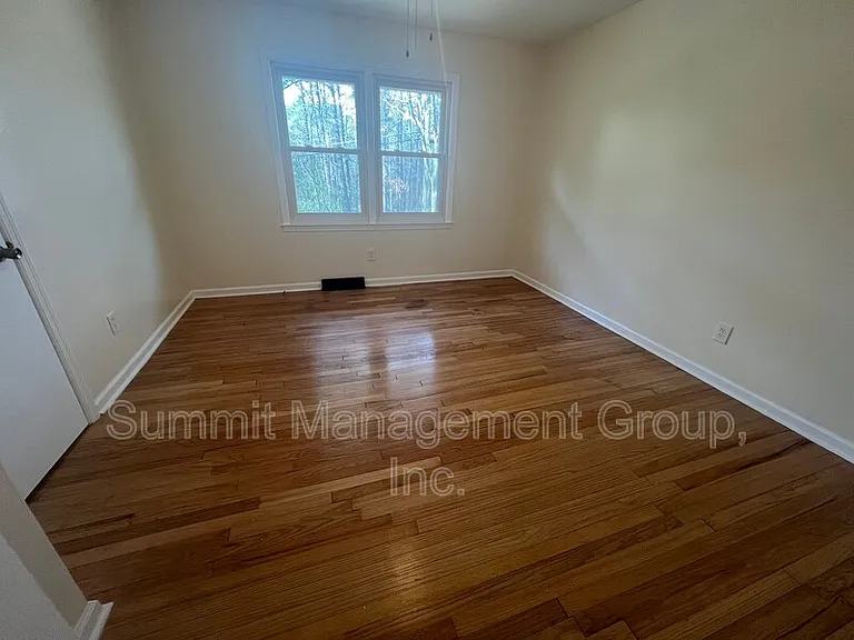 8293 Lakeview Dr SW — Photo 14