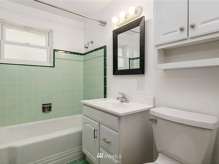 301 N 43rd St #305 — Photo 9