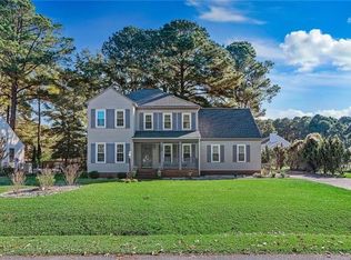 121 Berryman Ct, Smithfield, VA 23430