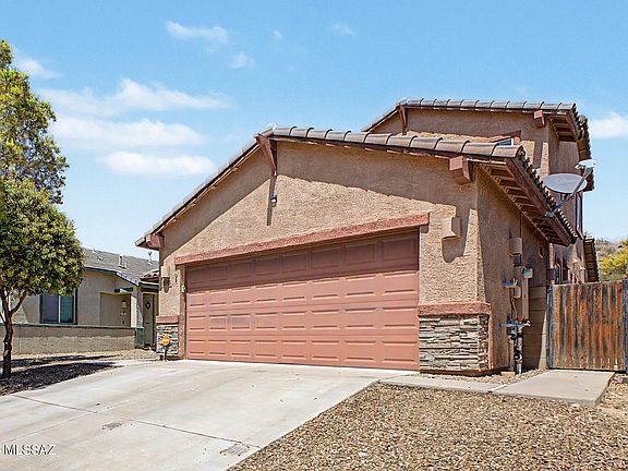 2nd image of 10457 S Boothill Way
