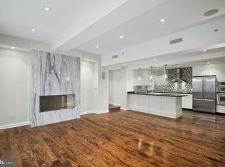 1737 Chestnut St #301, Philadelphia, PA 19103