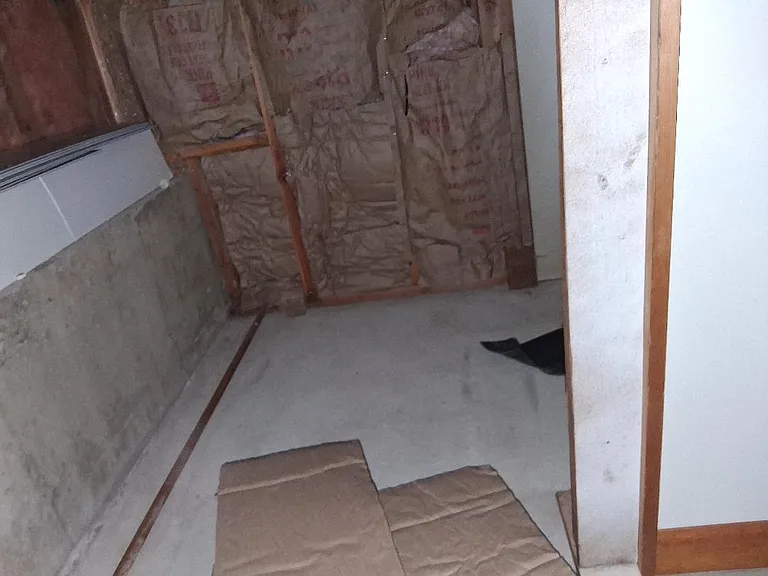 718 Forest Rd — Photo 21