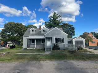113 S Maple St, Fowlerville, MI 48836