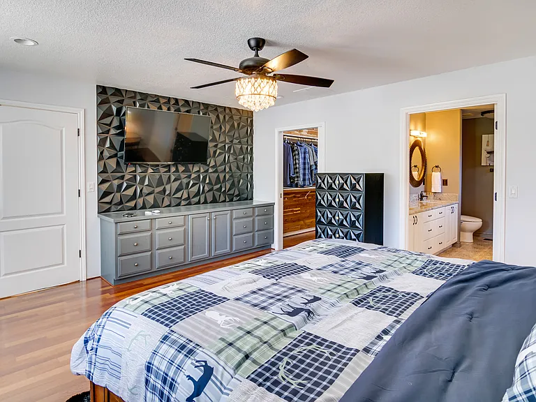 5529 NE Voyage Ave — Photo 24