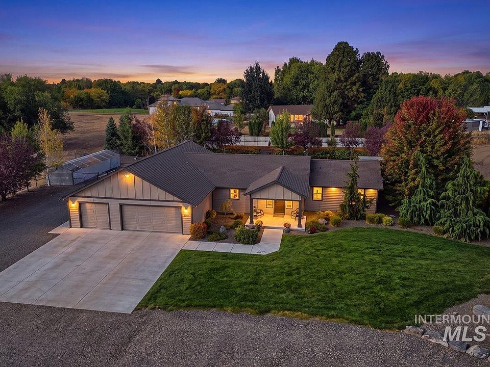 1st image of 2557 N Sky View Ln