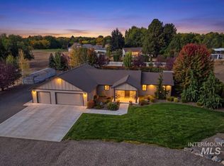 2557 N Sky View Ln, Eagle, ID 83616