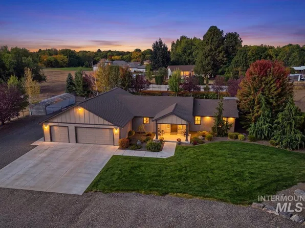 2557 N Sky View Ln, Eagle, ID 83616