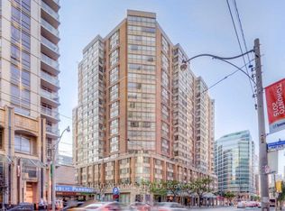 717 Bay St UNIT 906, Toronto, ON M5G2J9