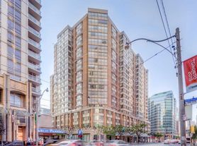 717 Bay St