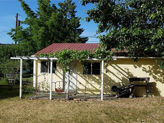 4th image of 106 Hillcrest Ave