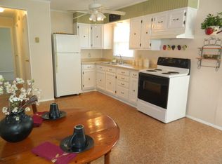 860 Southland Dr, Martinsville, VA 24112