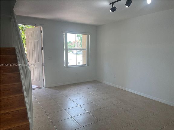 4th image of 13526 NW 7th St