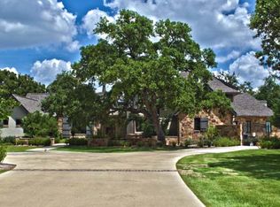 1077 Pinnacle Vw E, Kerrville, TX 78028