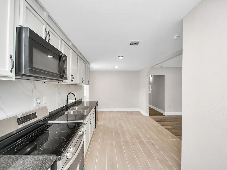 5903 Belneath St #A — Photo 10