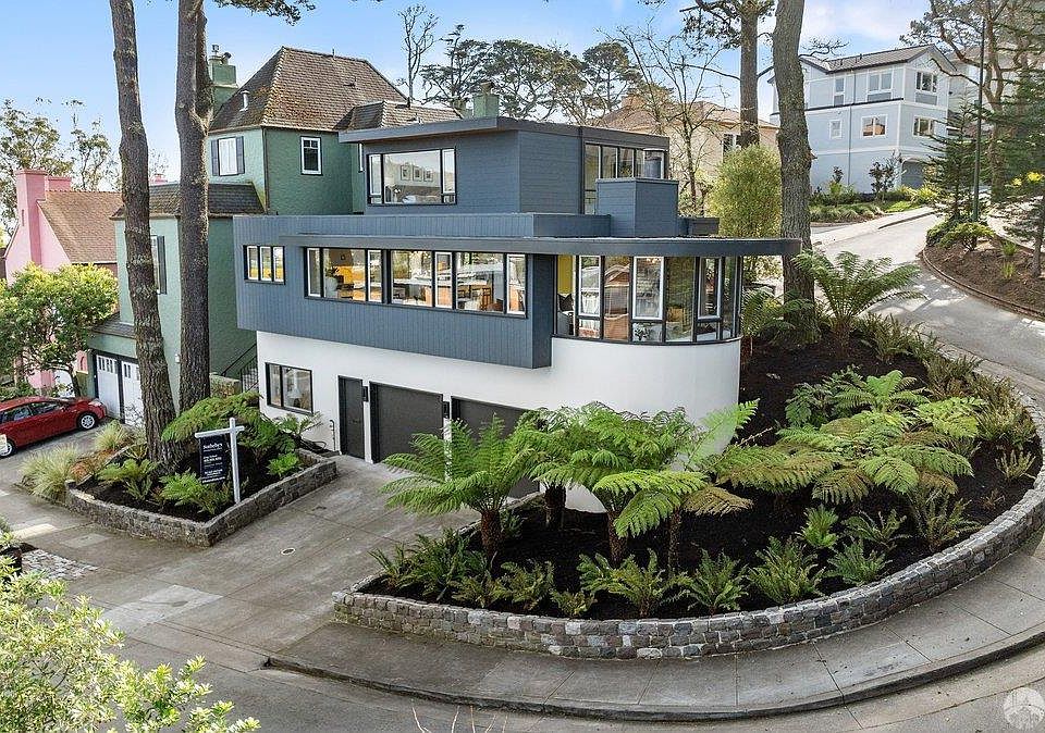 1st image of 29 Mendosa Ave