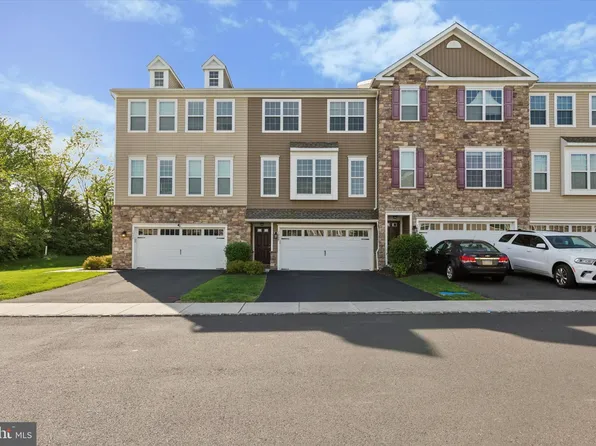 1039 Chapman Cir, Hatfield, PA 19440